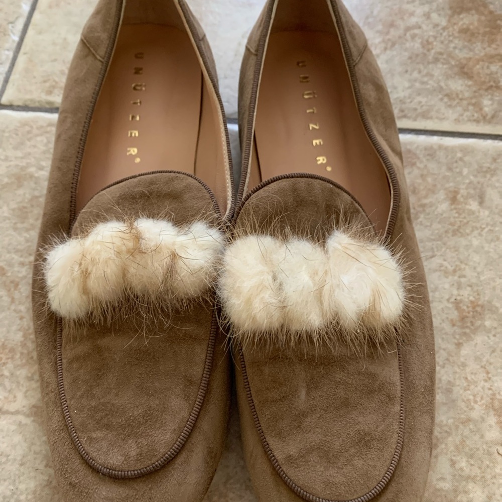 Unutzer handmade in Venice suede.